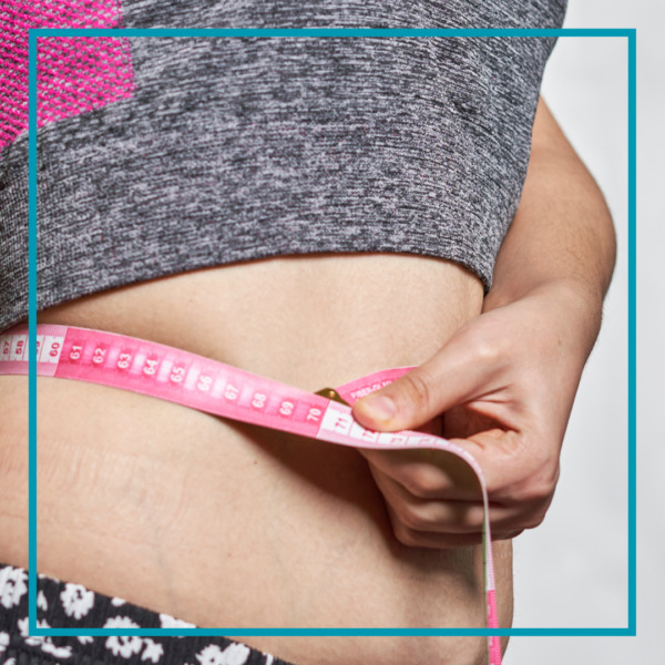 【産後ダイエット】体重は戻ったのにお腹がへこまない?久留米市の看護師が教える「腹直筋離開」の真実とピラティス